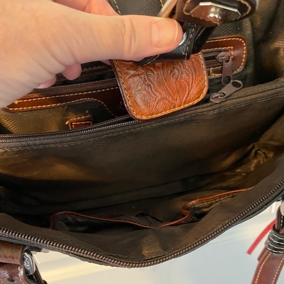 Marc Chantal (MC) Shoulder Bag Faux Leather Black, Brown, Red and Rust Beautiful - Picture 12 of 16